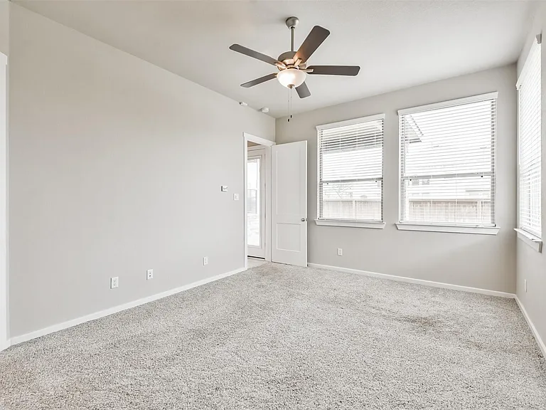 27025 Sofia Forest Dr — Photo 26
