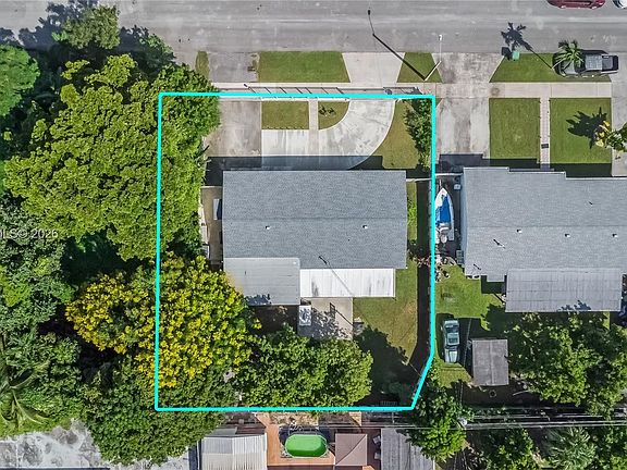 4th image of 11080 SW 60th St