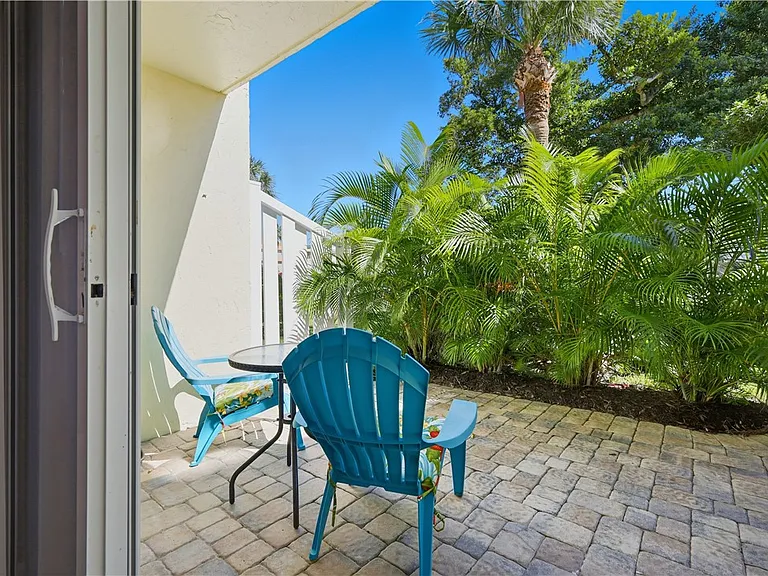4019 Silver Palm Dr #8 — Photo 22