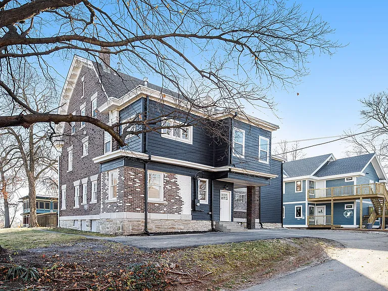 3404 Campbell St — Photo 24