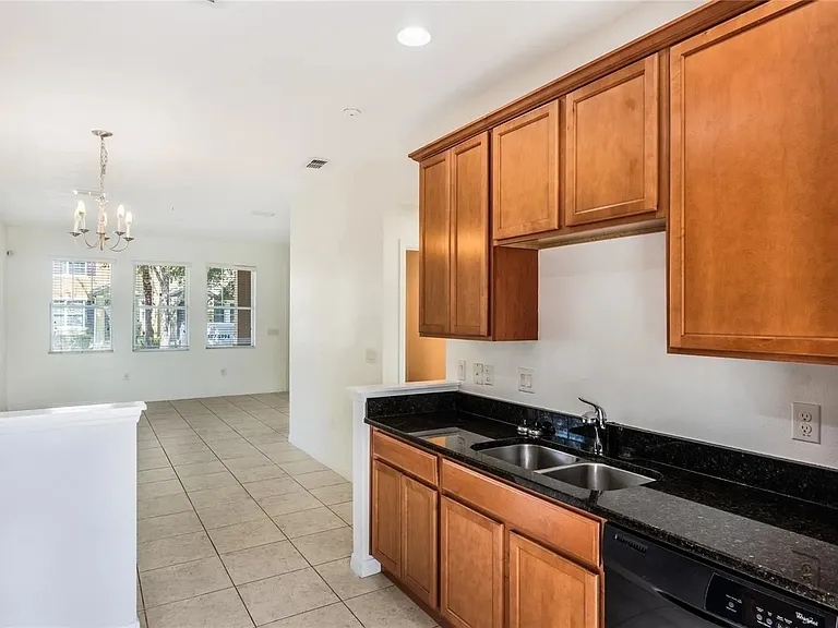 10163 Hartford Maroon Rd — Photo 5