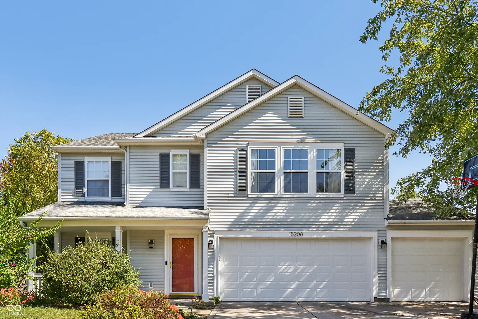 15208 Porchester Dr photo 1