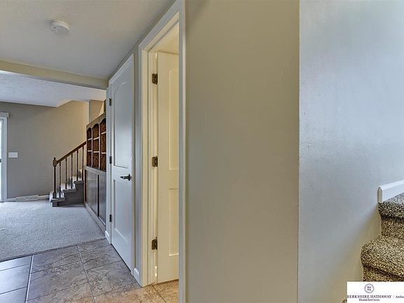 4th image of 16324 Shirley St