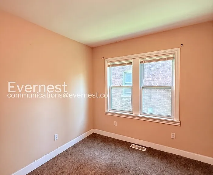 2488 Woodmere St — Photo 8