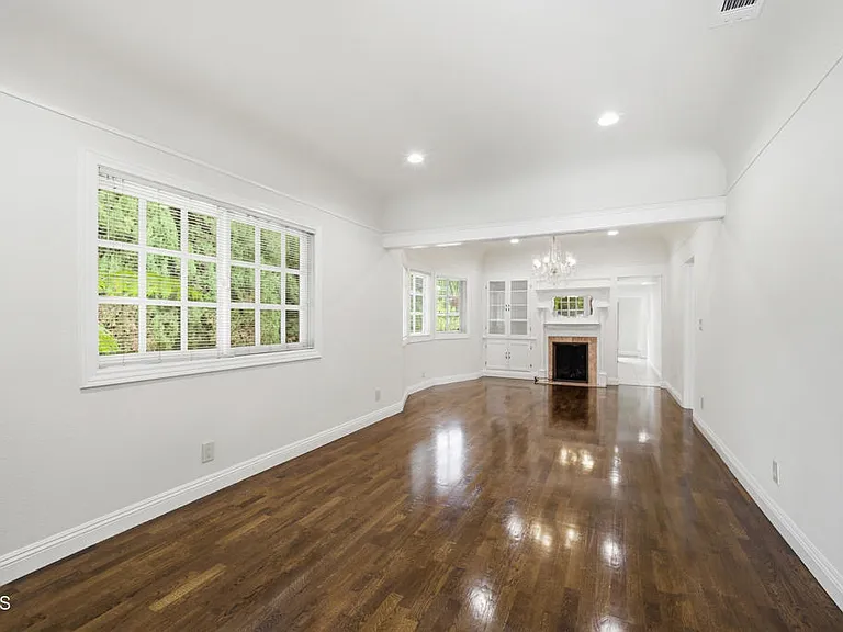 1621 Maltman Ave — Photo 5