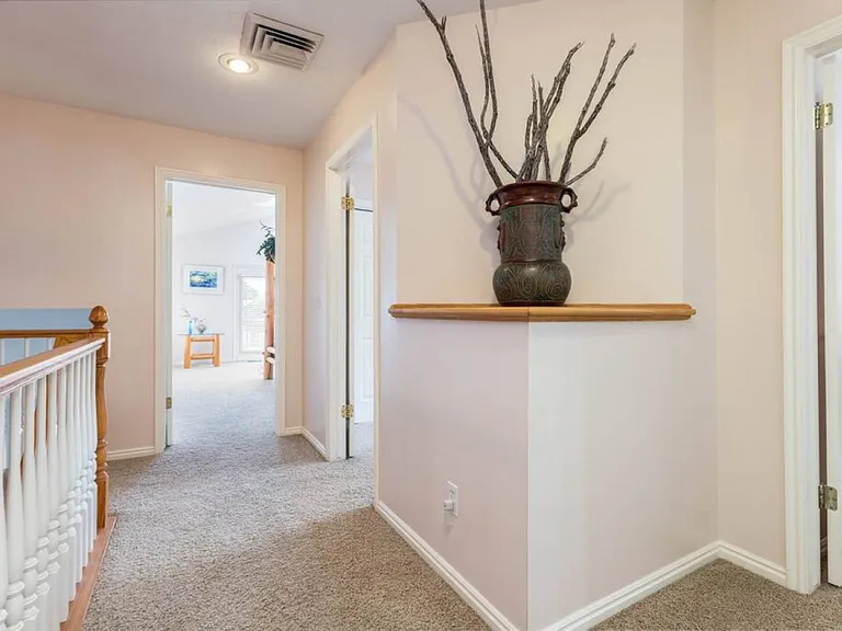 S Clover Spring Ln — Photo 25