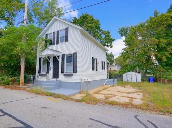 14 Walnut St, West Warwick, RI 02893