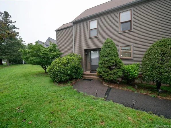 21 Danforth Lane, Rocky Hill, CT 06067
