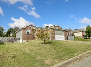 1916 Wellington Rd, Harrison, AR 72601