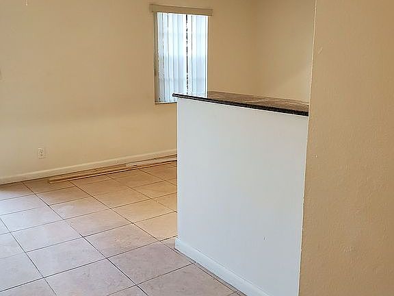 4th image of 8018 SW 18th Ct #2-8