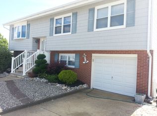 223 Seneca Blvd, Barnegat, NJ 08005