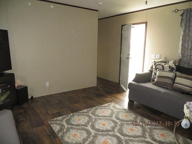 2nd image of 122 Metro Dr