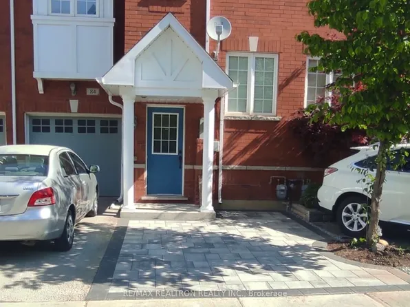 15 Old Colony Rd #84, Richmond Hill, ON L4E 4L5