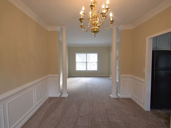 3rd image of 2085 Deans Landing Dr