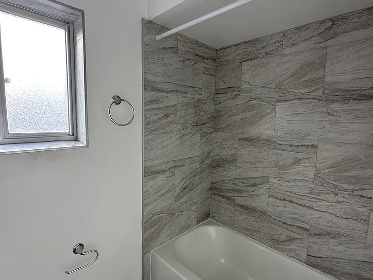 1400 Carol St #1A — Photo 9