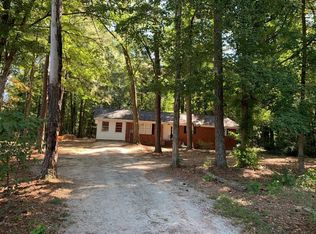 5727 Whispering Pines Dr, Mableton, GA 30126