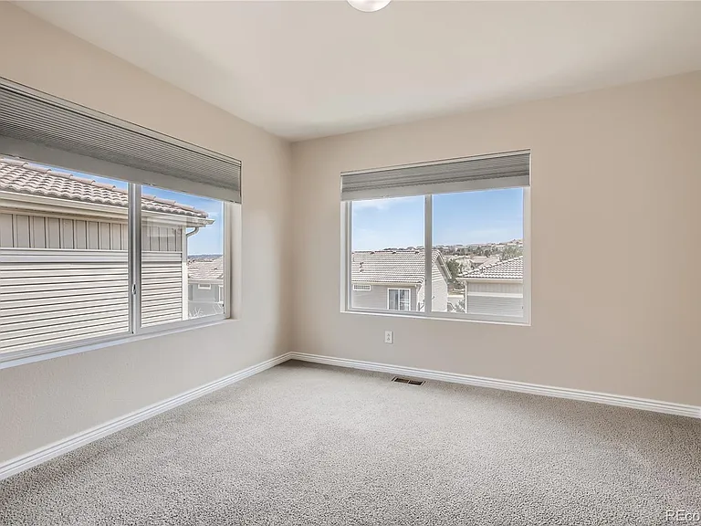 2402 S Quartz St — Photo 19