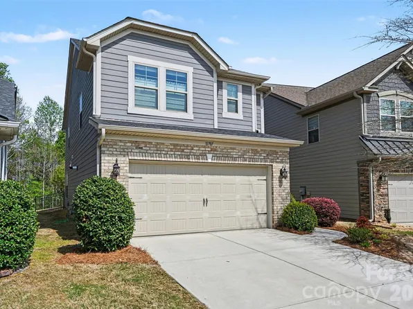 11707 Clems Branch Dr, Charlotte, NC 28277