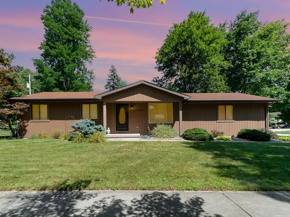 3501 Kilmer Dr, Midland, MI 48642