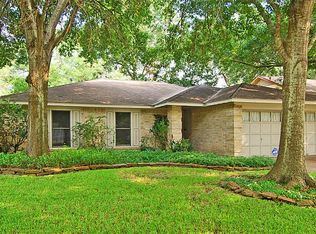 5515 Cactus Forest Dr, Houston, TX 77088