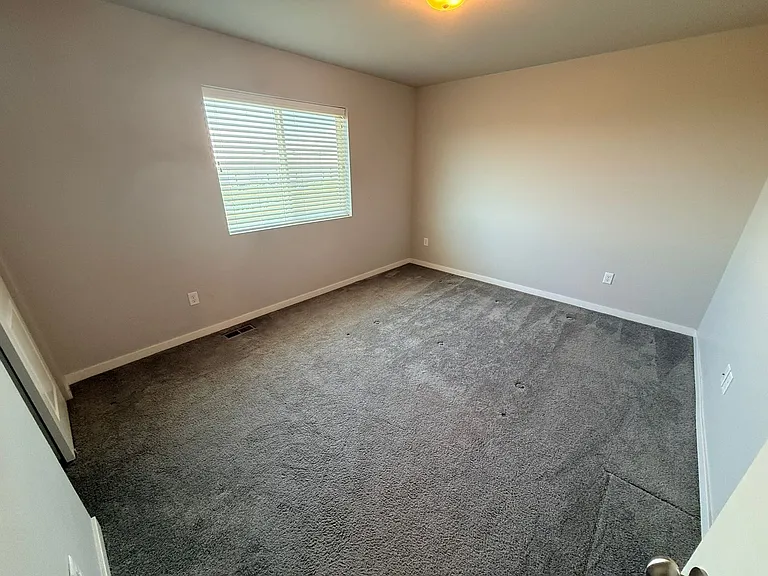 2139 Saison St — Photo 10