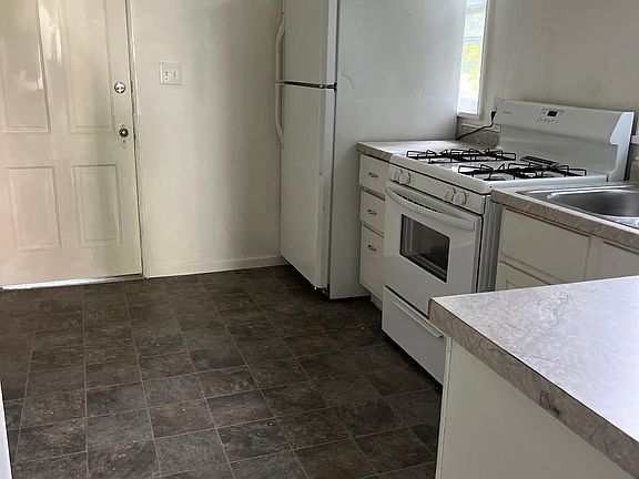 3rd image of 1213 N Orange St #1213A