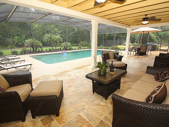 Travertine Back Lanai