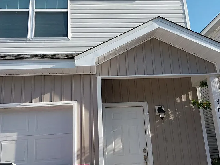 9003 Banyan Beach Dr — Photo 3