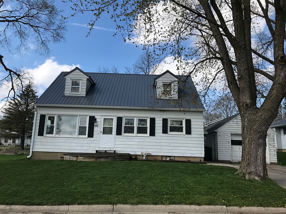1st image of 517 17th Ave