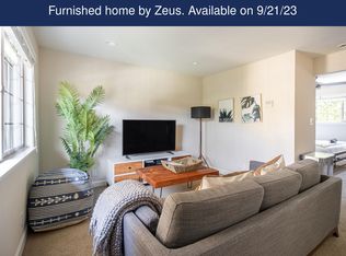 260 Erbes Rd #4, Thousand Oaks, CA 91362