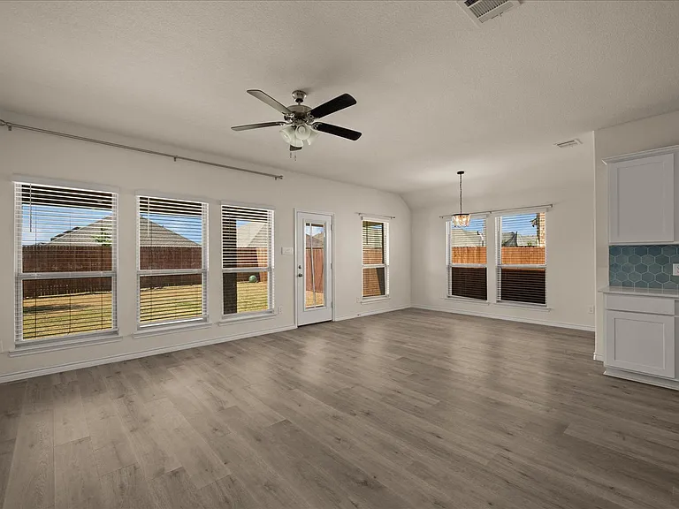 772 Soar Sky Way — Photo 27