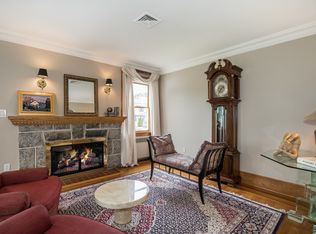 8 Warren Pl, Glen Rock, NJ 07452