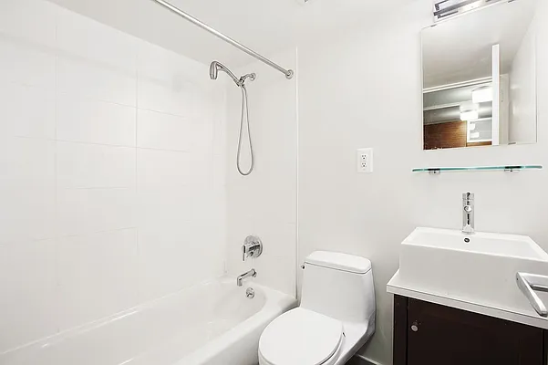 Rented by Corcoran | media 14
