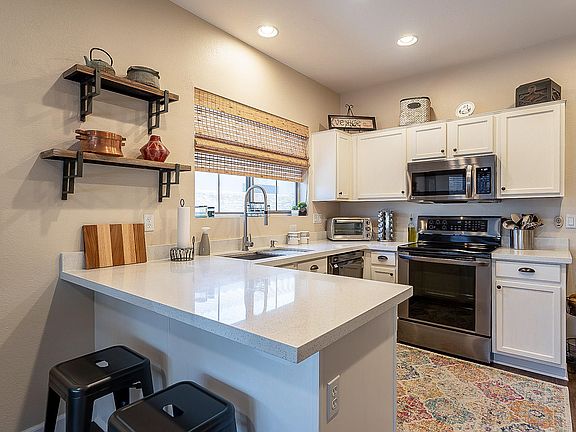 5th image of 40248 N Patriot Way