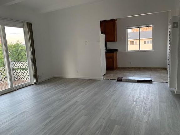 4th image of 2341 William Dr