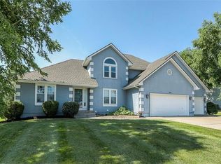 5141 SW Raintree Pkwy, Lees Summit, MO 64082