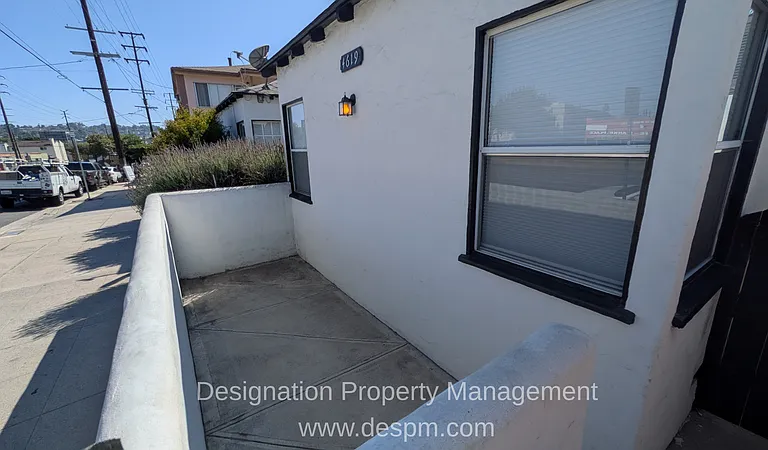 4619 1/2 Eagle Rock Blvd — Photo 17