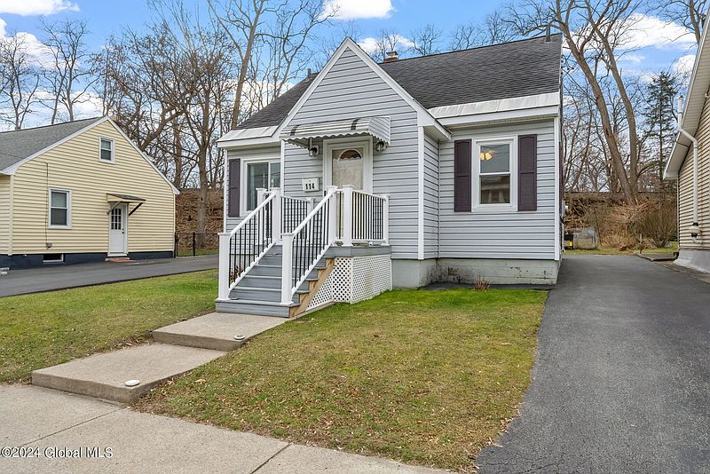 2nd image of 114 Pershing Drive