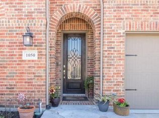 1050 Knoxbridge Rd, Forney, TX 75126