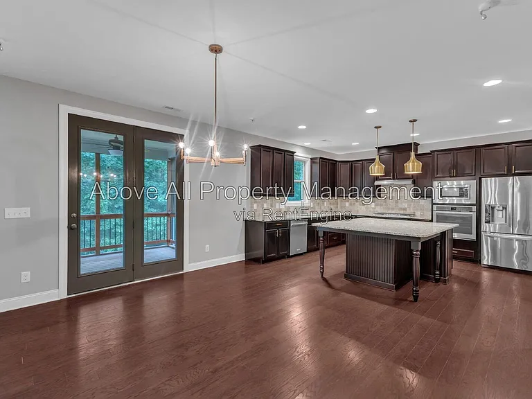 8313 Henderson Rd — Photo 21
