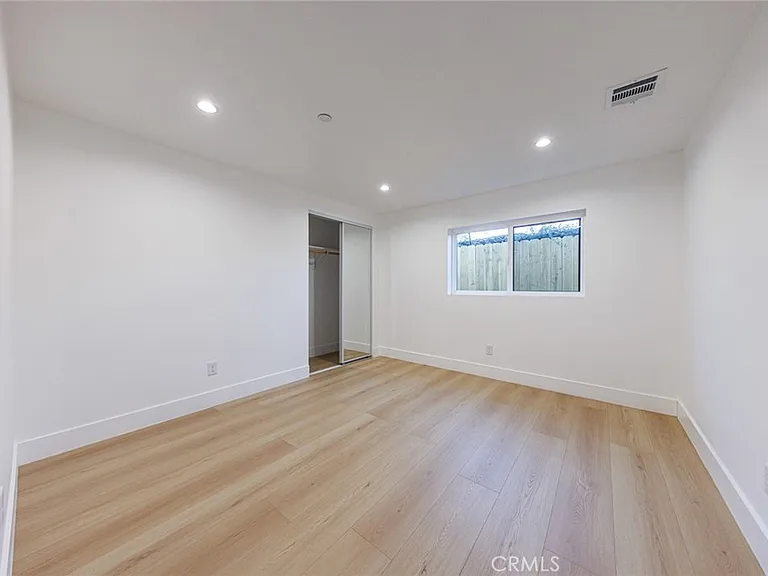 1332 S Longwood Ave #3 — Photo 9