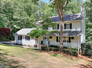 2315 Fisher Dr, Loganville, GA 30052