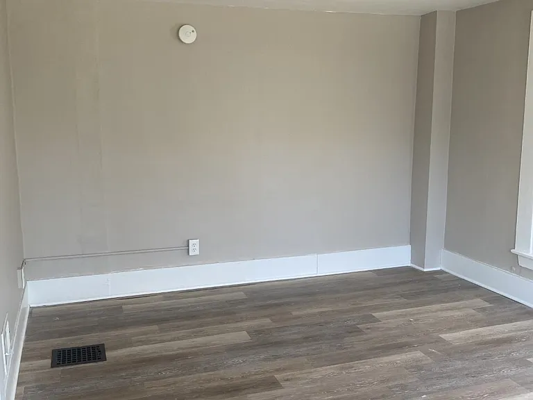 305 N Winton Rd #2 — Photo 5