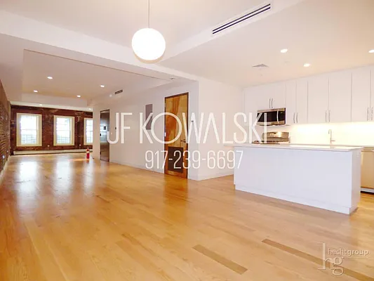 Rented by Hecht Group | media 2