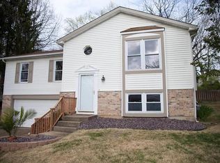 162 Bramblewood Dr, Saint Peters, MO 63376