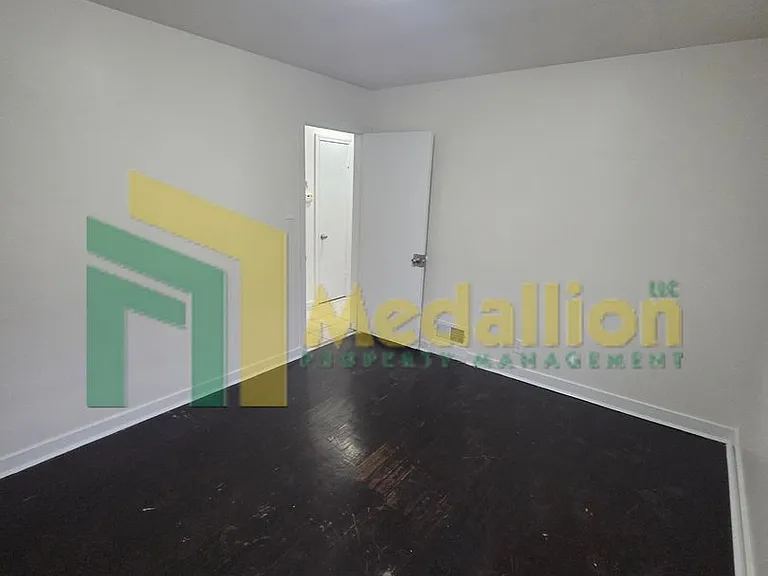 9312 S Peoria St — Photo 8
