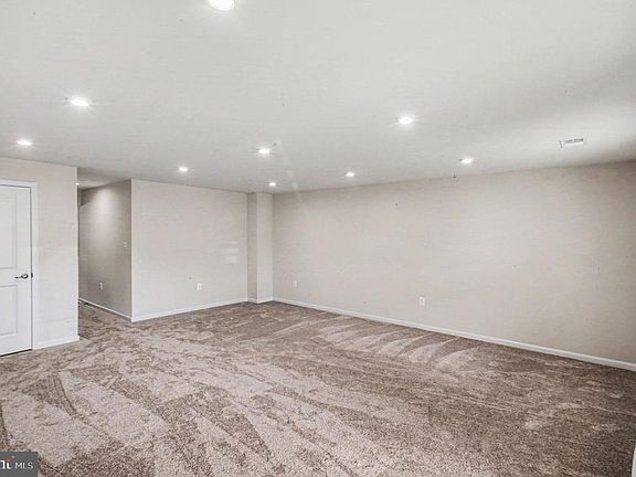 3rd image of 4908 Dunhaven Dr