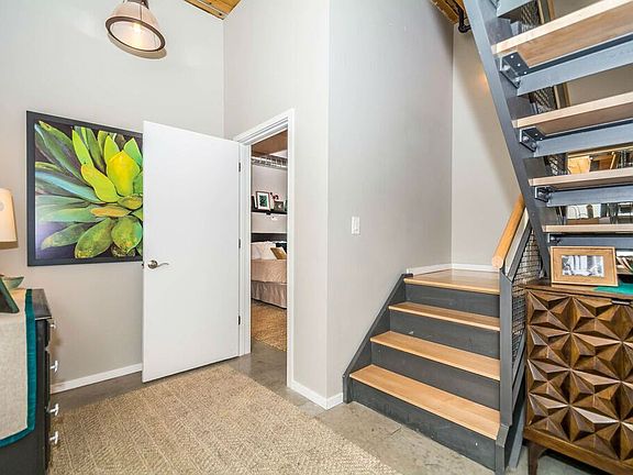 2nd image of 130 John St Unit 207