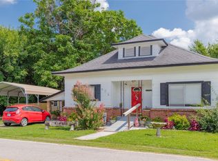 805 N 5th St, Quinton, OK 74561