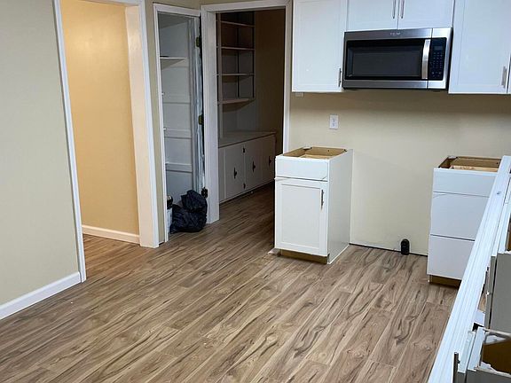 5th image of 602 Weaver Dr